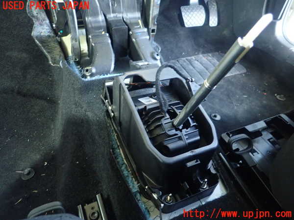 1UPJ-36247555]VW ポロ(AWDLA)ATシフトレバー 中古_m0002.jpg