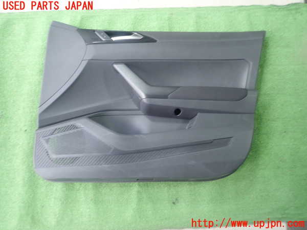 5UPJ-36241234]VW ポロ(AWDLA)右前ドア内張り 中古_m0001.jpg