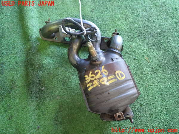 1UPJ-36262041]アルファロメオ・156 GTA(932AXB)エキマニ1 触媒 マニバーター 中古_m0001.jpg