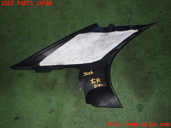 1UPJ-36267675]アルファロメオ・156 GTA(932AXB)右リアピラートリム 中古_m0002.jpg