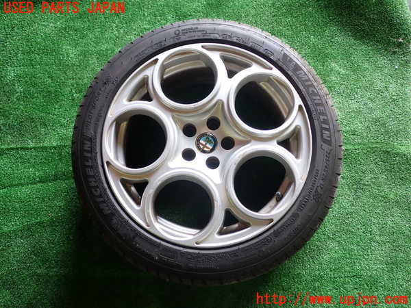 1UPJ-36269039]アルファロメオ・156 GTA(932AXB)タイヤ　ホイール　1本④ 225/45ZR17 中古_m0001.jpg