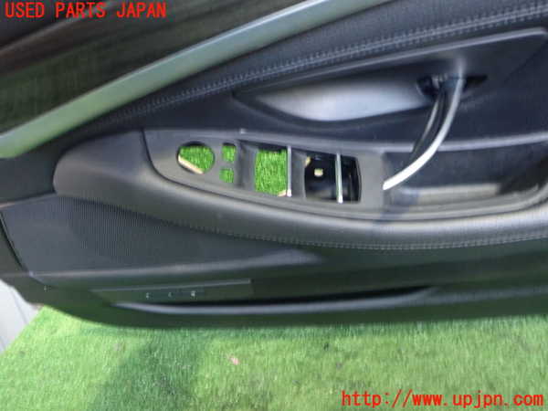 2UPJ-36281234]BMW アクティブハイブリッド5(AH5)(FZ35)右前ドア内張り 中古 (F10)_m0002.jpg
