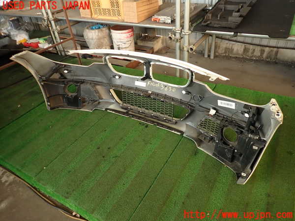 2UPJ-36301010]BMW アクティブハイブリッド3(AH3)(3F30)フロントバンパー (Mスポーツ) 中古 (F30)_m0005.jpg