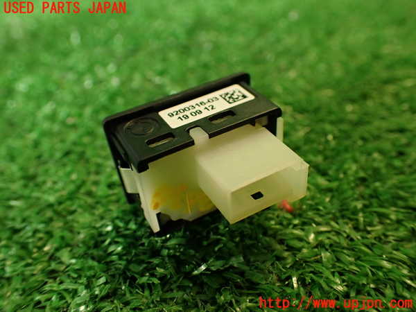 2UPJ-36306309]BMW アクティブハイブリッド3(AH3)(3F30)スイッチ4 (トランク) 中古 (F30)_m0003.jpg
