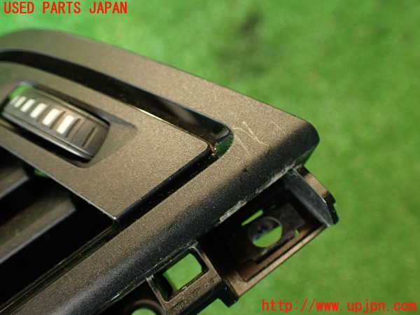 2UPJ-36307526]BMW アクティブハイブリッド3(AH3)(3F30)エアコン吹き出し口1 (左) 中古 (F30)_m0003.jpg