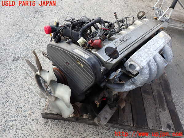 2UPJ-36312010]セドリック ワゴン(WUY30)エンジン RD28 中古_m0001.jpg