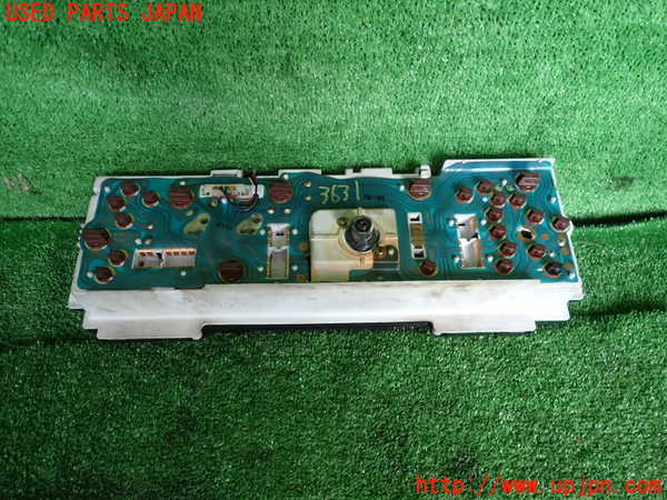 5UPJ-36316170]セドリック ワゴン(WUY30)スピードメーター 中古_m0002.jpg