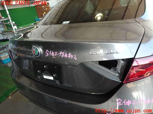 2UPJ-36321500]アルファロメオ・ジュリア(95220)トランク 中古_m0001.jpg