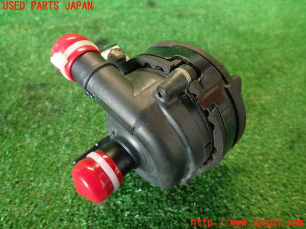 2UPJ-36322110]アルファロメオ・ジュリア(95220)ウォーターポンプ 中古_m0001.jpg