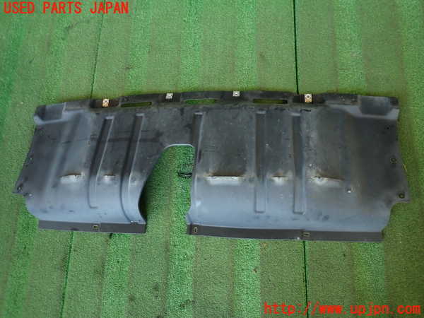 2UPJ-36321721]アルファロメオ・ジュリア(95220)アンダーカバー1 中古_m0001.jpg