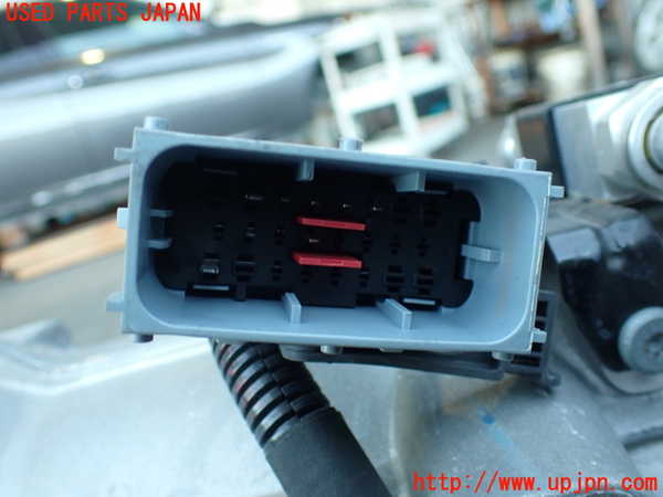 2UPJ-36323010]アルファロメオ・ジュリア(95220)ミッション AT 55273835 中古_m0003.jpg