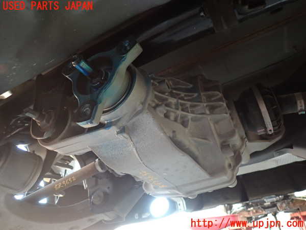 2UPJ-36324355]アルファロメオ・ジュリア(95220)リアデフ 中古_m0002.jpg