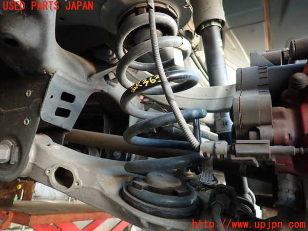 2UPJ-36325100]アルファロメオ・ジュリア(95220)右リアスプリング 中古_m0001.jpg
