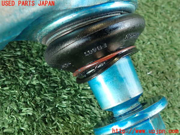 2UPJ-36325176]アルファロメオ・ジュリア(95220)右フロントロアアーム1 中古_m0002.jpg