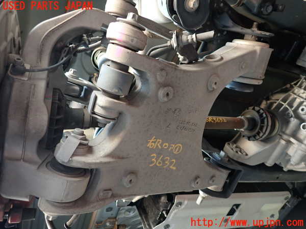 2UPJ-36325200]アルファロメオ・ジュリア(95220)右リアロアアーム1 中古_m0001.jpg