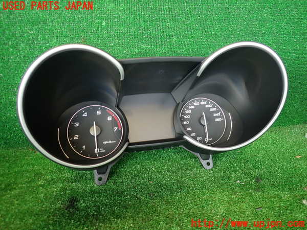 2UPJ-36326170]アルファロメオ・ジュリア(95220)スピードメーター 中古_m0001.jpg