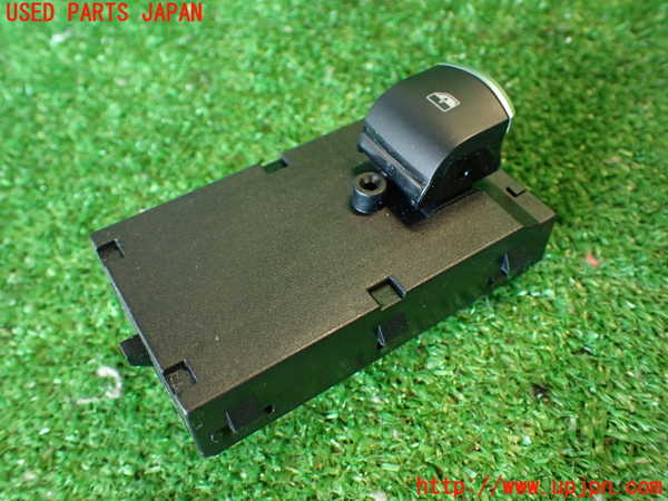 2UPJ-36326245]アルファロメオ・ジュリア(95220)左前パワーウィンドウスイッチ 中古_m0001.jpg