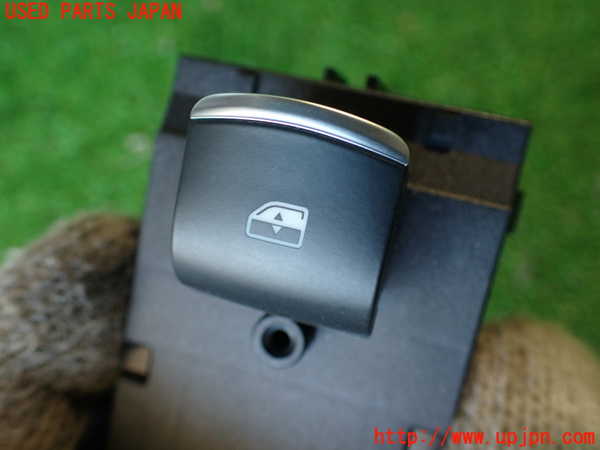 2UPJ-36326245]アルファロメオ・ジュリア(95220)左前パワーウィンドウスイッチ 中古_m0002.jpg
