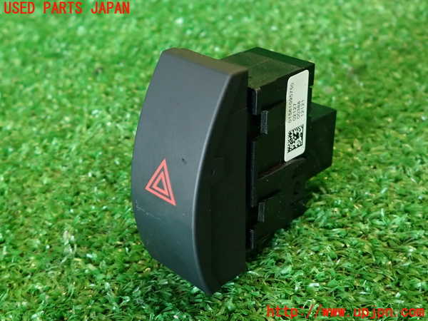 2UPJ-36326290]アルファロメオ・ジュリア(95220)ハザードスイッチ 中古_m0001.jpg