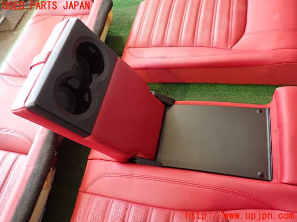 2UPJ-36327385]アルファロメオ・ジュリア(95220)リアシート 中古_m0004.jpg