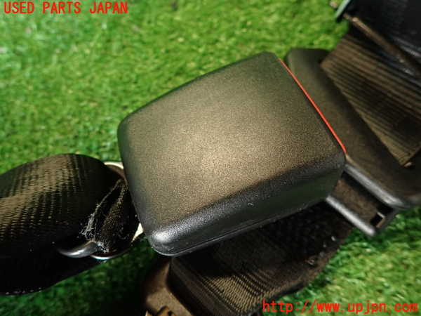2UPJ-36327135]アルファロメオ・ジュリア(95220)真中2列目シートベルト 中古_m0003.jpg