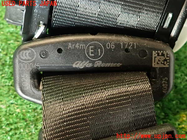 2UPJ-36327135]アルファロメオ・ジュリア(95220)真中2列目シートベルト 中古_m0004.jpg