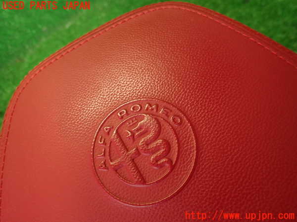 2UPJ-36327040]アルファロメオ・ジュリア(95220)運転席ヘッドレスト 中古_m0002.jpg