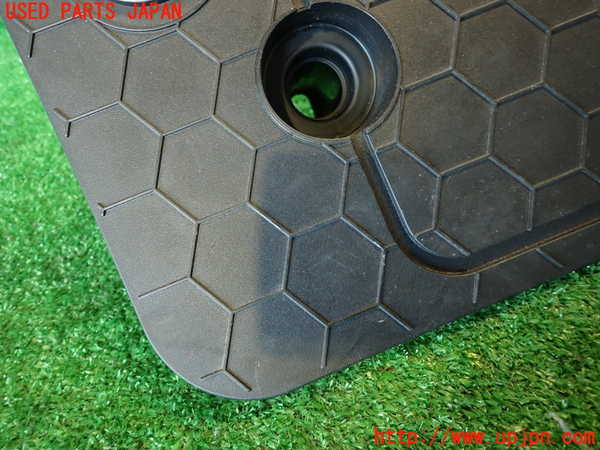 2UPJ-36327693]アルファロメオ・ジュリア(95220)内装トリム類3 中古_m0003.jpg