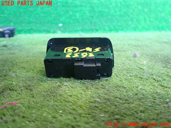 2UPJ-36336308]BMW 420i グランクーペ(4D20)(F36)スイッチ3 (バックドア、キーロック) 中古_m0002.jpg