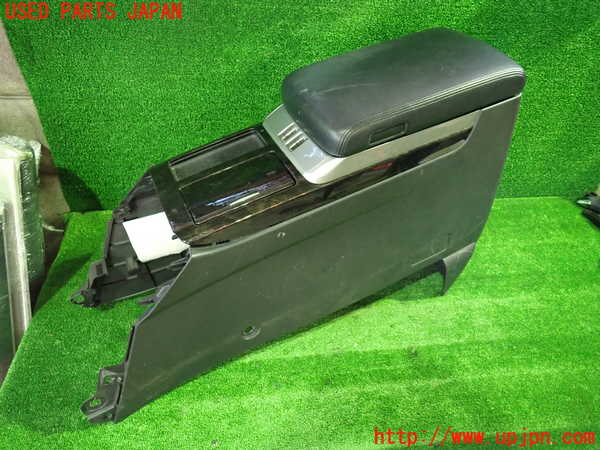 5UPJ-36347540]アルファードハイブリッド(ATH20W)センターコンソール 中古_m0001.jpg
