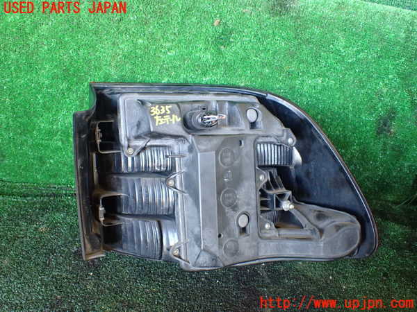 1UPJ-36351536]ポルシェ・カイエン S(9PAM4801)左テールランプ 中古_m0003.jpg