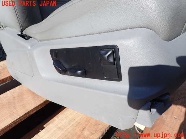 1UPJ-36357035]ポルシェ・カイエン S(9PAM4801)運転席シート 中古_m0003.jpg