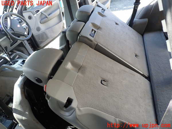 1UPJ-36357385]ポルシェ・カイエン S(9PAM4801)リアシート 中古_m0004.jpg