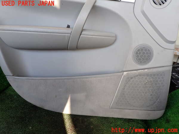 1UPJ-36351264]ポルシェ・カイエン S(9PAM4801)左前ドア内張り 中古_m0003.jpg