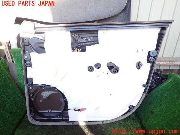 1UPJ-36351264]ポルシェ・カイエン S(9PAM4801)左前ドア内張り 中古_m0005.jpg