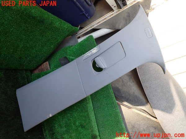 1UPJ-36357670]ポルシェ・カイエン S(9PAM4801)左センターピラートリム 中古_m0001.jpg