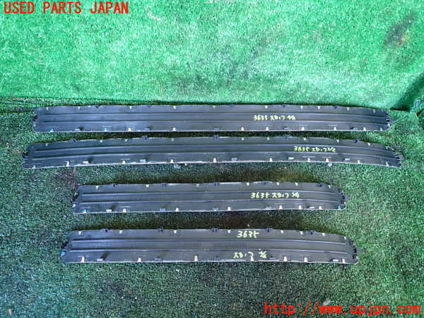 1UPJ-36357740]ポルシェ・カイエン S(9PAM4801)スカッフプレート 中古_m0002.jpg