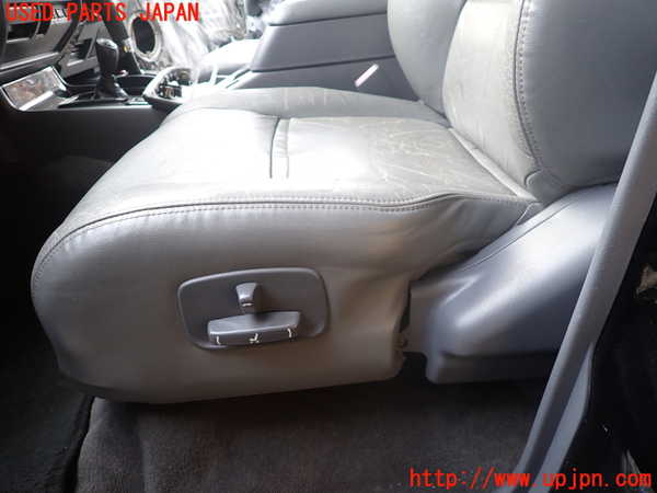 1UPJ-36367065]ランクル80系(FZJ80G)助手席シート 中古_m0004.jpg