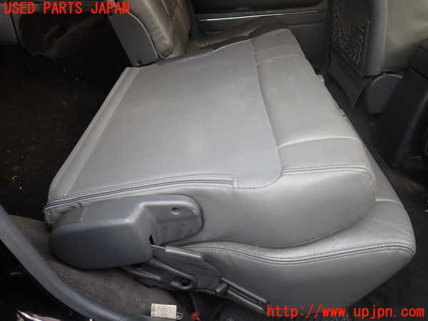 1UPJ-36367145]ランクル80系(FZJ80G)右2列目シート 中古_m0004.jpg