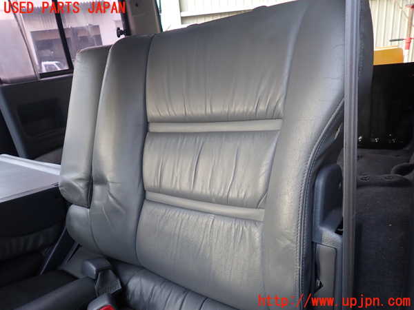 1UPJ-36367175]ランクル80系(FZJ80G)左2列目シート 中古_m0002.jpg