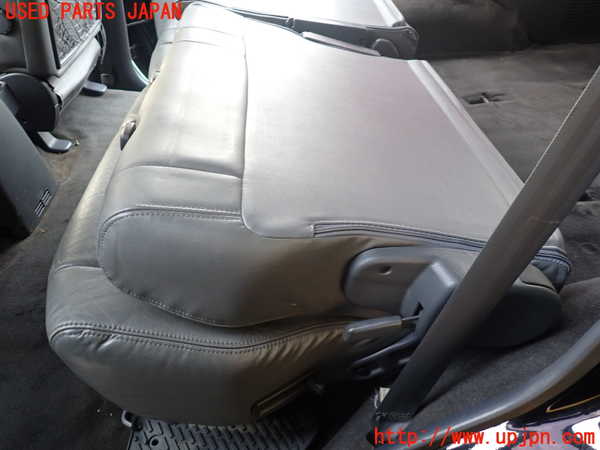 1UPJ-36367175]ランクル80系(FZJ80G)左2列目シート 中古_m0004.jpg