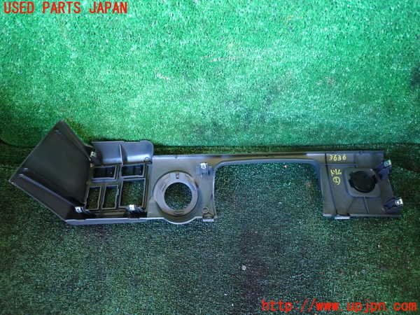 5UPJ-36367691]ランクル80系(FZJ80G)内装トリム類1 中古_m0003.jpg