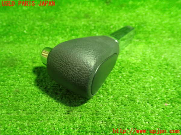 1UPJ-36377570]セレナ(GFC27)シフトノブ 中古_m0002.jpg