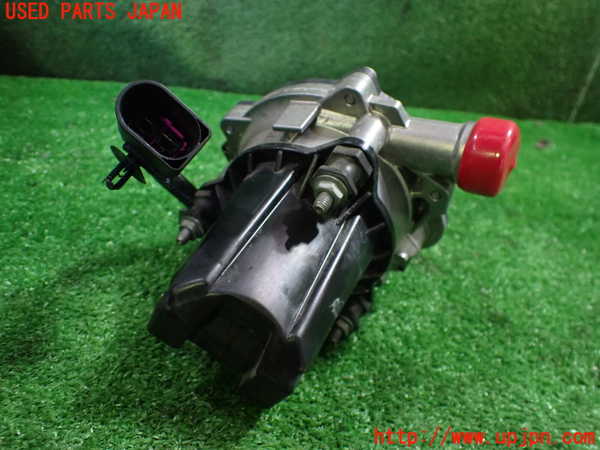 1UPJ-36382590]アウディ・S4 アバント(8KCGWF)エアポンプ 中古_m0002.jpg