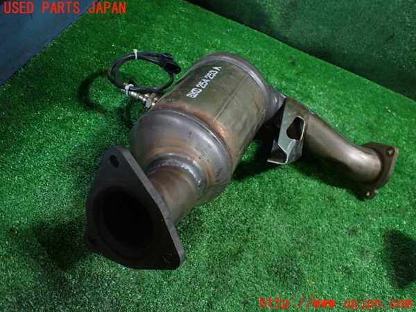 1UPJ-36382661]アウディ・S4 アバント(8KCGWF)触媒1 中古_m0002.jpg