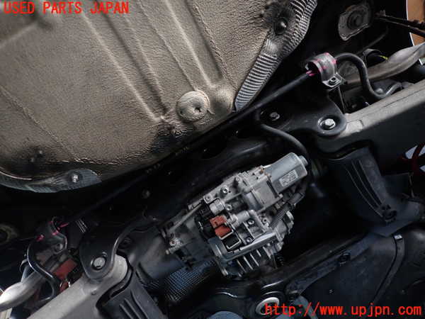 1UPJ-36385445]アウディ・S4 アバント(8KCGWF)リアスタビライザー 中古_m0001.jpg