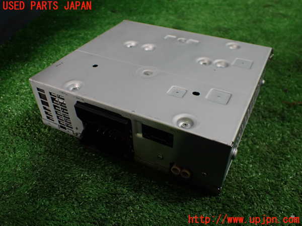 1UPJ-36386470]アウディ・S4 アバント(8KCGWF)ラジオ 中古_m0002.jpg