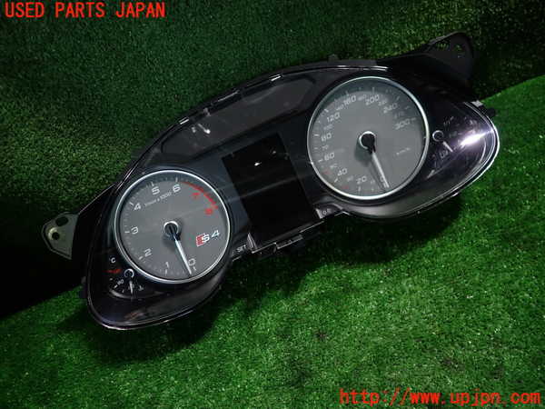 1UPJ-36386170]アウディ・S4 アバント(8KCGWF)スピードメーター 中古_m0001.jpg
