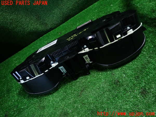 1UPJ-36386170]アウディ・S4 アバント(8KCGWF)スピードメーター 中古_m0003.jpg