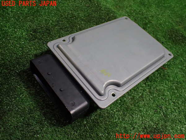 1UPJ-36386120]アウディ・S4 アバント(8KCGWF)サスペンションコンピューター 中古_m0002.jpg